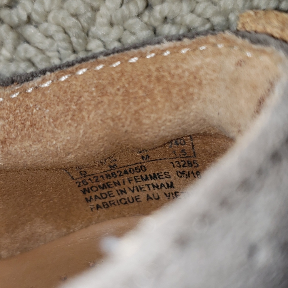 Clarks suede Ava slip on size 7.5 - Picture 6 of 8